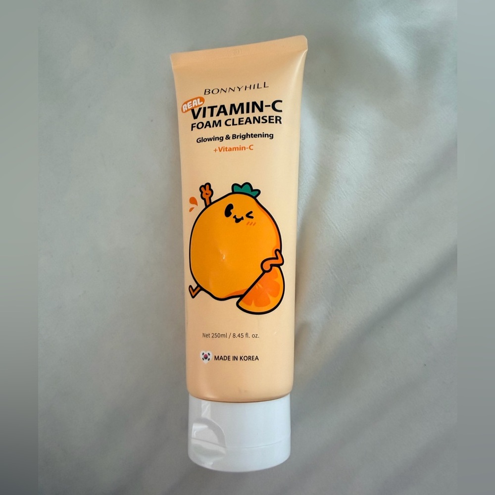 BONNY HILL Foam Cleanser, 250ml/8.45 fl oz, Korean Skincare Vitamin